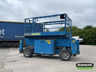 صورة ل رافعات مقصية 2011 جيني GS-3369RT