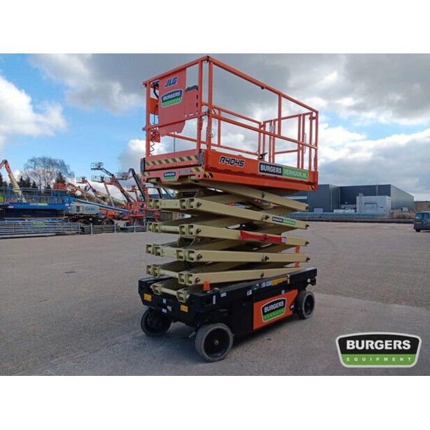 2022 جيه ال جي R4045-43048255