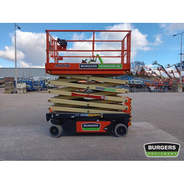 2022 جيه ال جي R4045-43048259