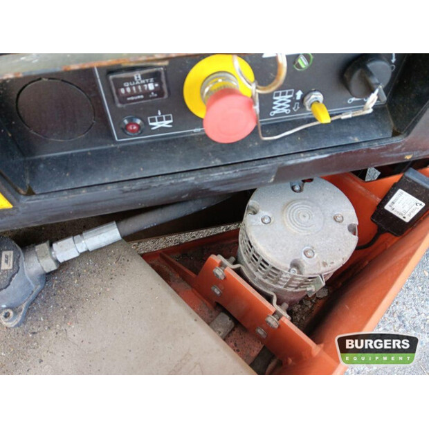 2022 جيه ال جي R4045-43048287