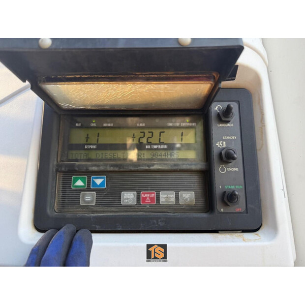 2015 كرون Cool Liner-43048307