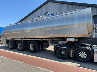 صورة ل مقطورات 2012 لاكو OTHERS