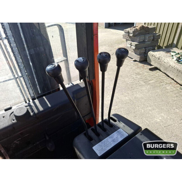 2002 CARER Z65K-43048924