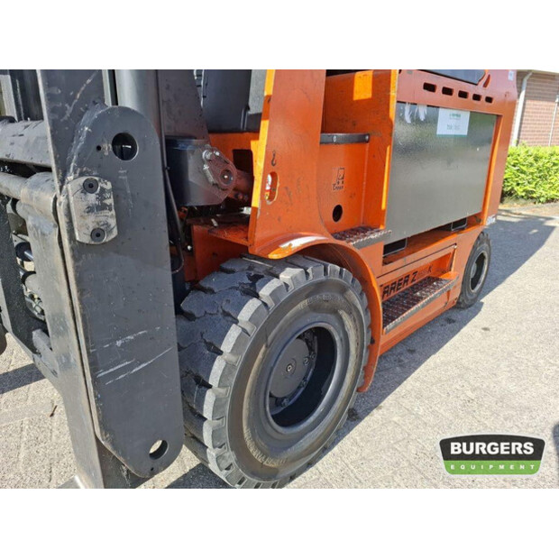 2002 CARER Z65K-43048973