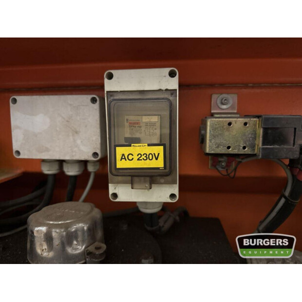 2010 Holland Lift X-105 EL18-43049203