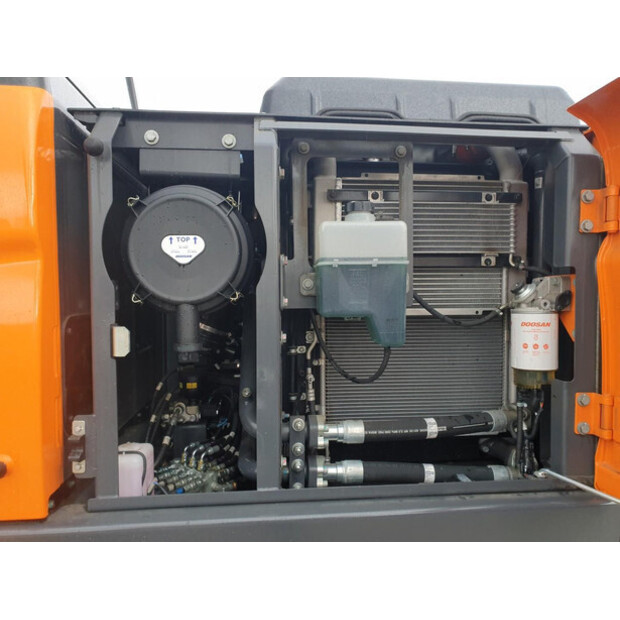 2023 ديفيلون DX140LC-43049392