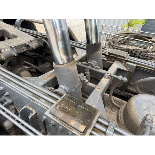 2009 Volvo OTHERS-43049603