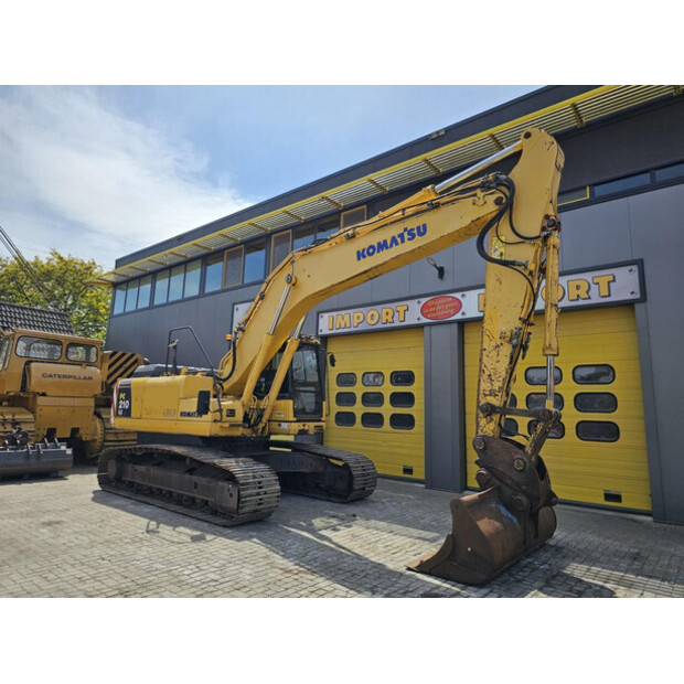 2011 كوماتسو PC210LC-8-43049657