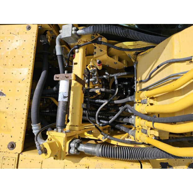 2011 كوماتسو PC210LC-8-43049669