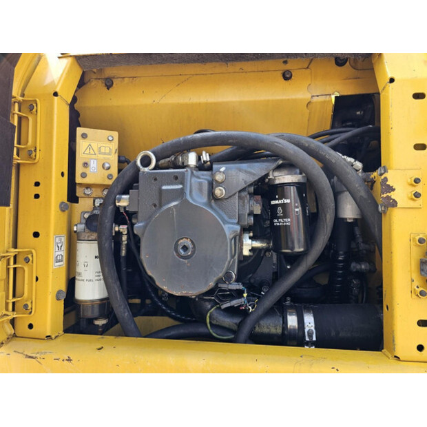 2011 كوماتسو PC210LC-8-43049704