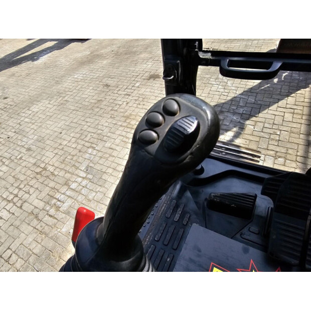 2011 كوماتسو PC210LC-8-43049727