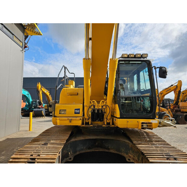 2015 Komatsu HB215LC-2-43049925