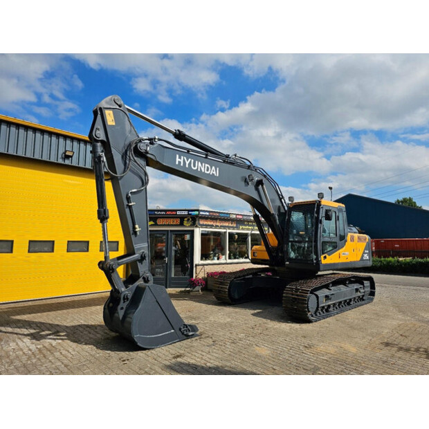 2025 هيونداي R215L-43050042