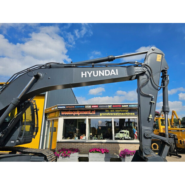 2025 هيونداي R215L-43050074