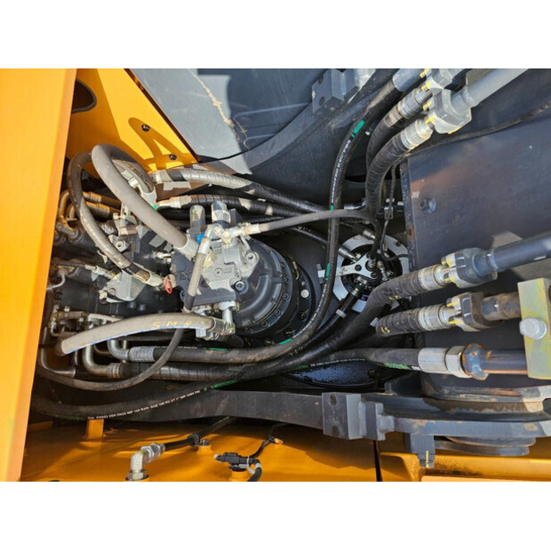 2025 هيونداي R215L-43050092