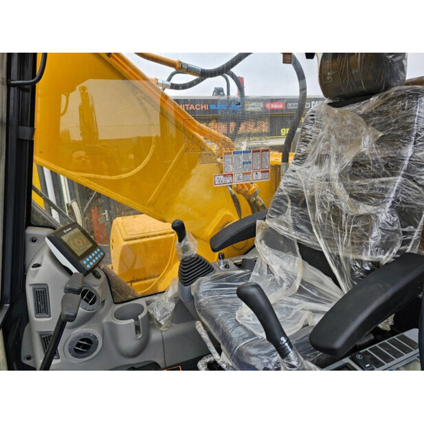 2025 LiuGong CLG 922E-43050196