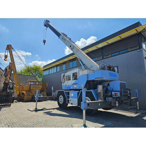 2001 TADANO TR250E-43050319