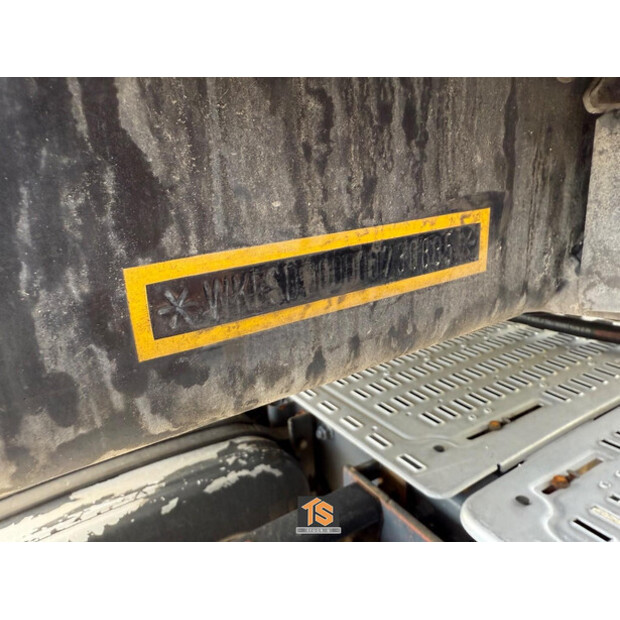 2017 كرون --43050320