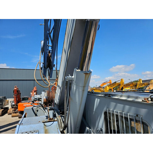 2001 TADANO TR250E-43050355