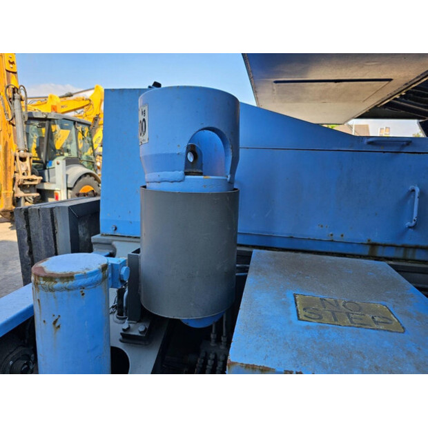 2001 TADANO TR250E-43050365