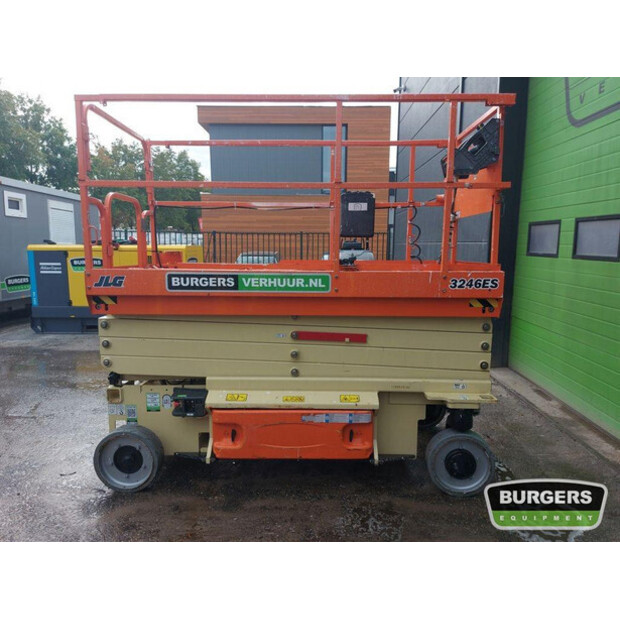 2018 JLG 3246ES-43050403