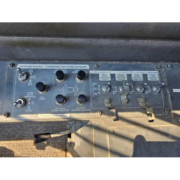 2001 TADANO TR250E-43050412