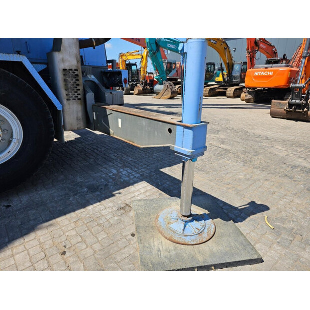 2001 TADANO TR250E-43050427