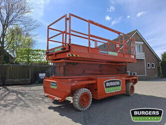 صورة ل تليهاندريلات 2006 هولاند ليفت Q135 EL18