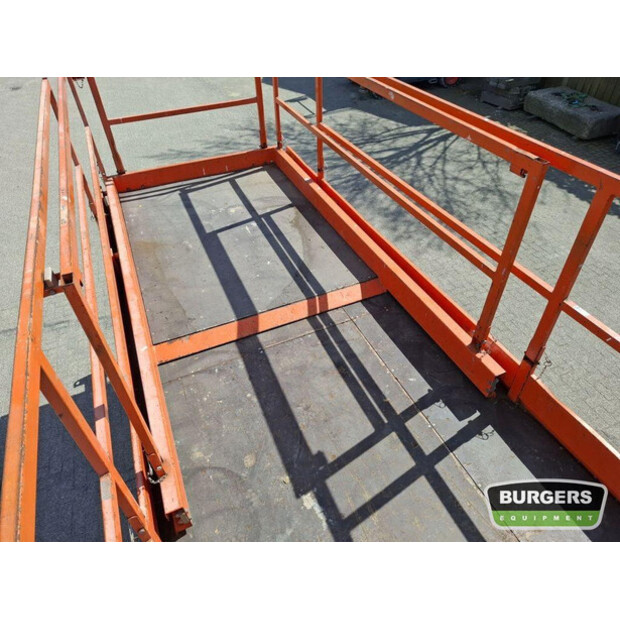 2006 Holland Lift Q135 EL18-43050481