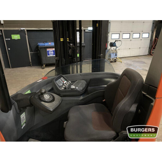 2011 BT RRE140-43050526