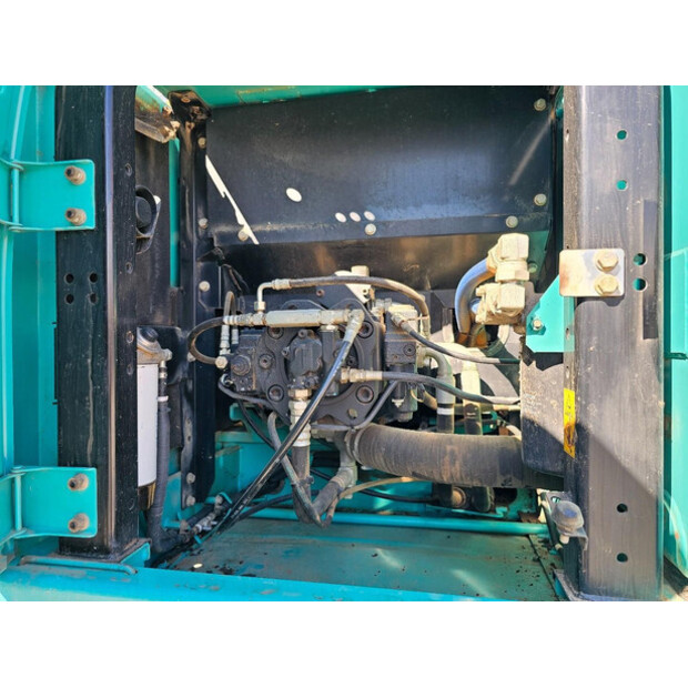 2015 KOBELCO SK210LC-9-43050830