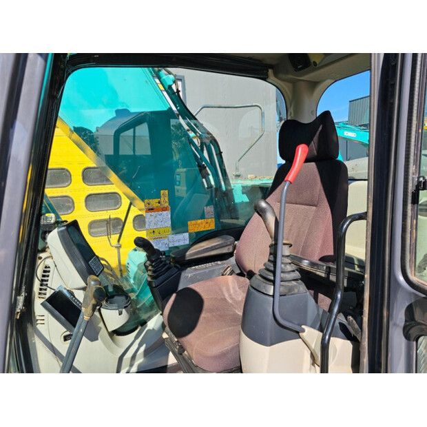 2015 KOBELCO SK210LC-9-43050835