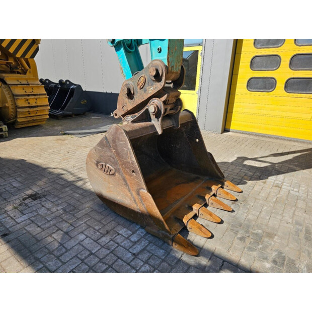 2015 KOBELCO SK210LC-9-43050850