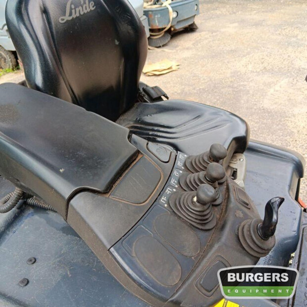 2014 ليندي E16P-43050984