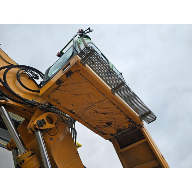 2011 Liebherr R934C-43051008