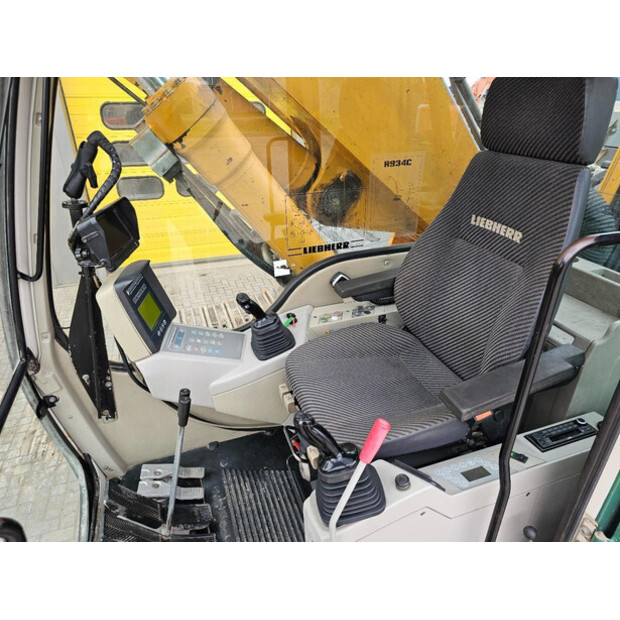 2011 Liebherr R934C-43051054