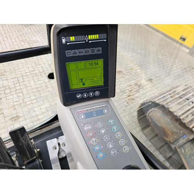 2011 Liebherr R934C-43051057