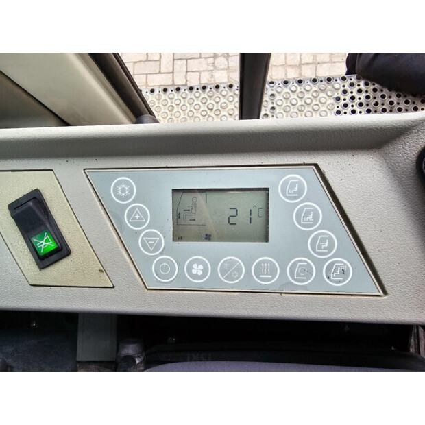 2011 Liebherr R934C-43051069