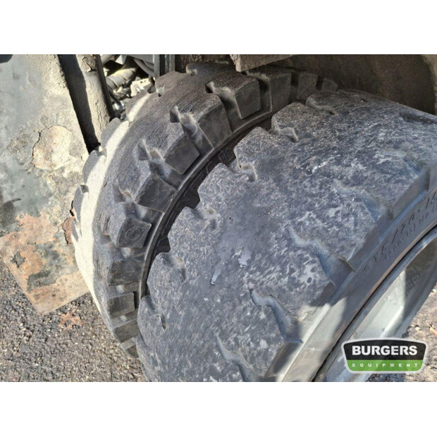 2013 Hyster H8.0FT-9-43051289