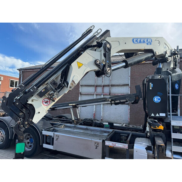 2016 DAF CF400-43051421