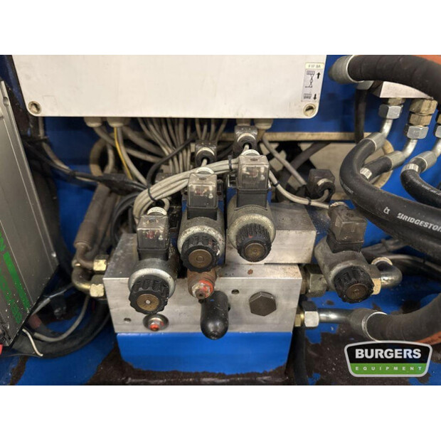 2006 Holland Lift Q-135EL24-43051524