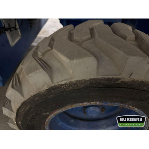 2006 Holland Lift Q-135EL24-43051556