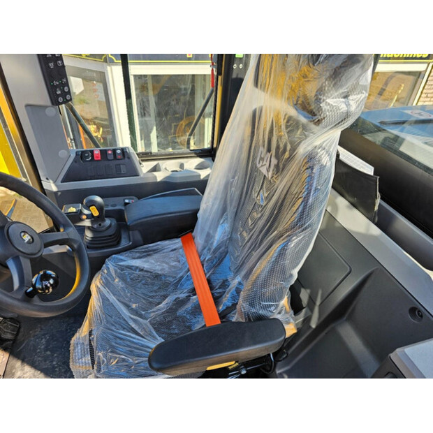 2022 كاتربيلر 950L-43052001