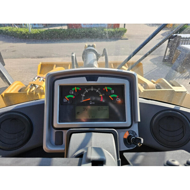 2022 كاتربيلر 950L-43052006