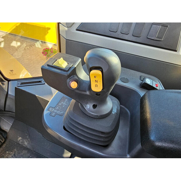 2022 كاتربيلر 950L-43052011