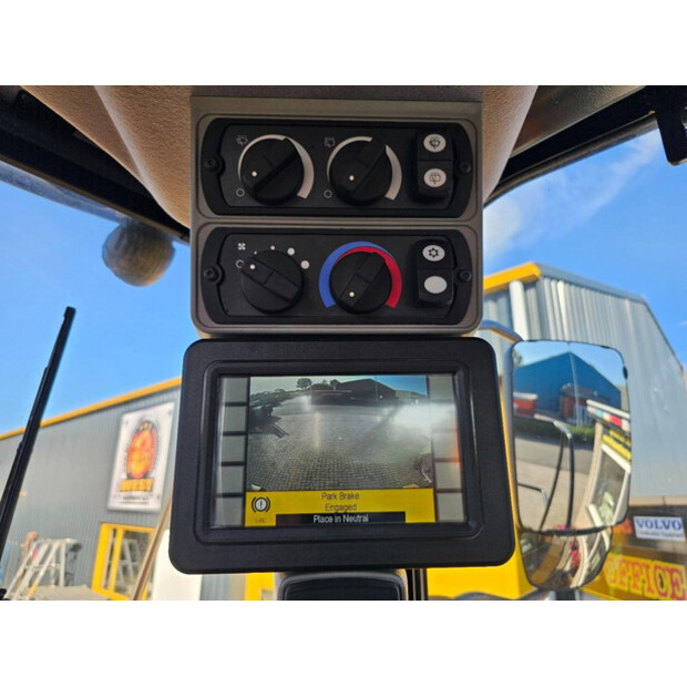 2022 كاتربيلر 950L-43052026