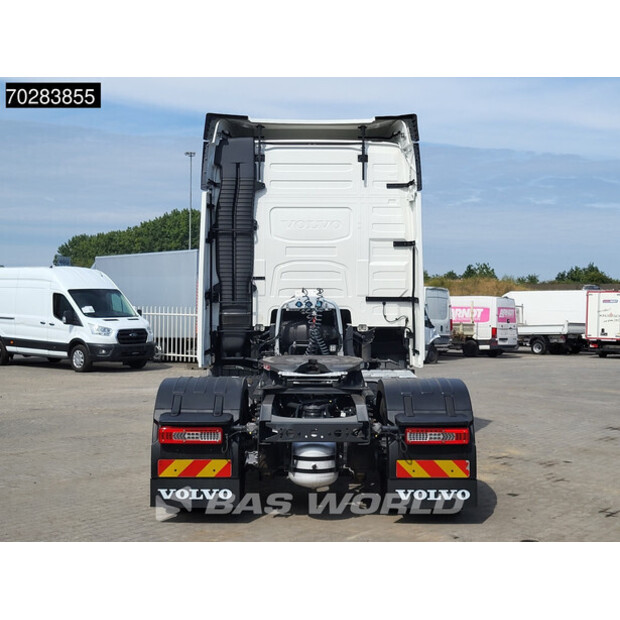 2022 فولفو FH500-43052079