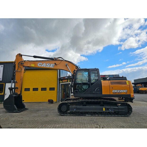 2025 CASE CX220C-43052109