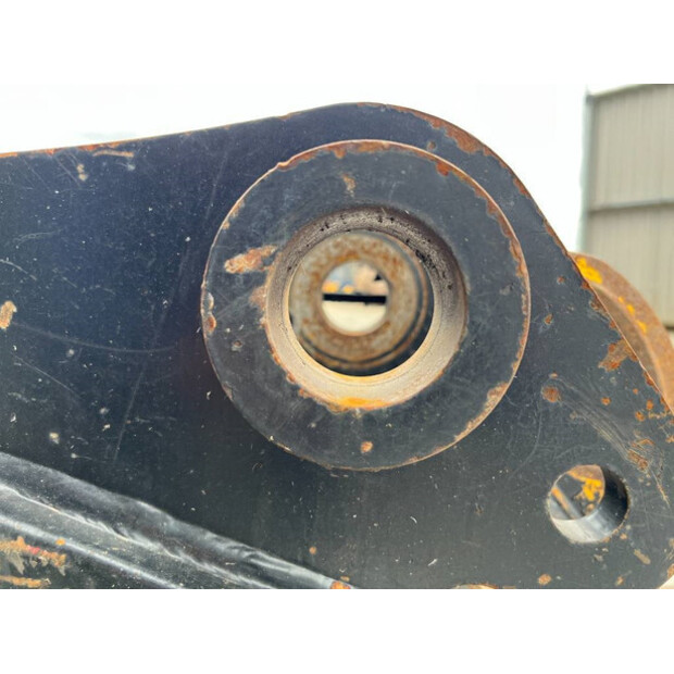 2020 فيراكتيرت CW10-43052126