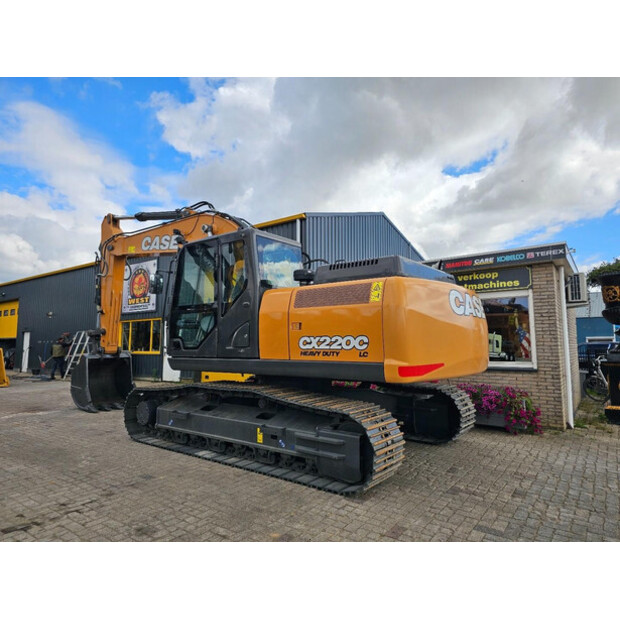 2025 CASE CX220C-43052131